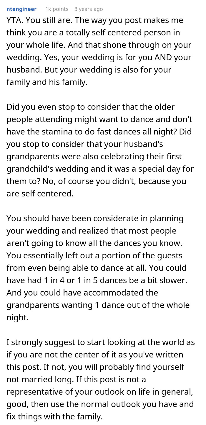 Bride Wouldn’t Let Grandparents-In-Law Ruin Her Wedding With Their ‘Special’ Moment, Gets Dragged - 17