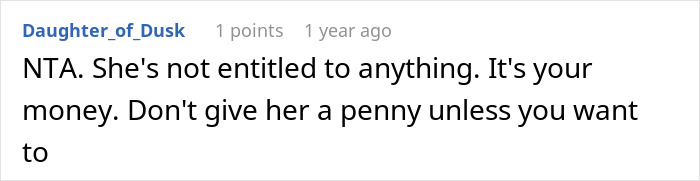Comment from a user discussing a woman considering going no-contact with mom over a $150k lawsuit payout claim.