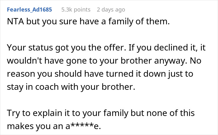 Sis Got A Free Upgrade To First Class On Long Flight, Family Is Furious She Didn’t Give It To Bro Sis Got A Free Upgrade To First Class On Long Flight, Family Is Furious She Didn’t Give It To Bro