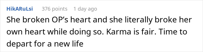 Man Rushes To The Hospital After His Wife Has A Heart Attack, Finds His “Friend” There - 17