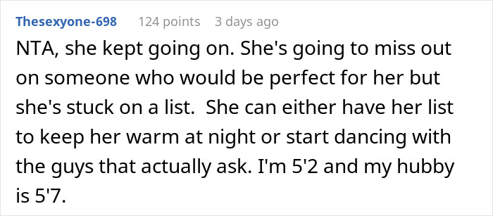 Woman Can’t Understand Why She Struggles To Find A Man, Friend Gets Blatantly Honest - 26