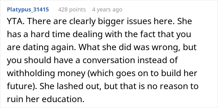 People Beg Dad To Reconsider Canceling Daughter’s Tuition After She Called His GF A “Fat Pig” People Beg Dad To Reconsider Canceling Daughter’s Tuition After She Called His GF A “Fat Pig”