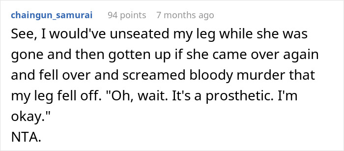 “I Needed The Seat”: Teen Leaves Karen Red-Faced After Showing Her Why She Can’t Have Her Seat - 24