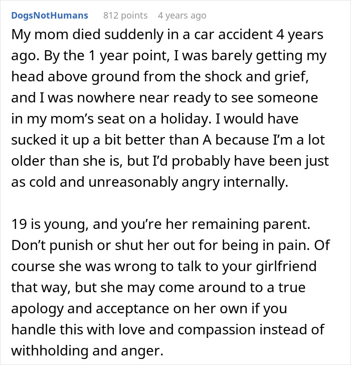 People Beg Dad To Reconsider Canceling Daughter’s Tuition After She Called His GF A “Fat Pig” People Beg Dad To Reconsider Canceling Daughter’s Tuition After She Called His GF A “Fat Pig”