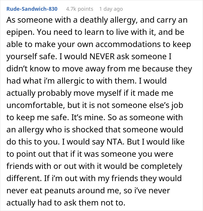 Woman Is Confused If She Was Wrong To Ignore Allergic Diner’s Wishes, Gets A Reality Check - 22