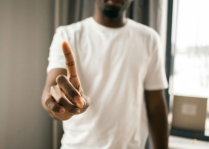 People Share 30 Signs That Just Scream “This Couple Isn’t Going To Make It” - 37