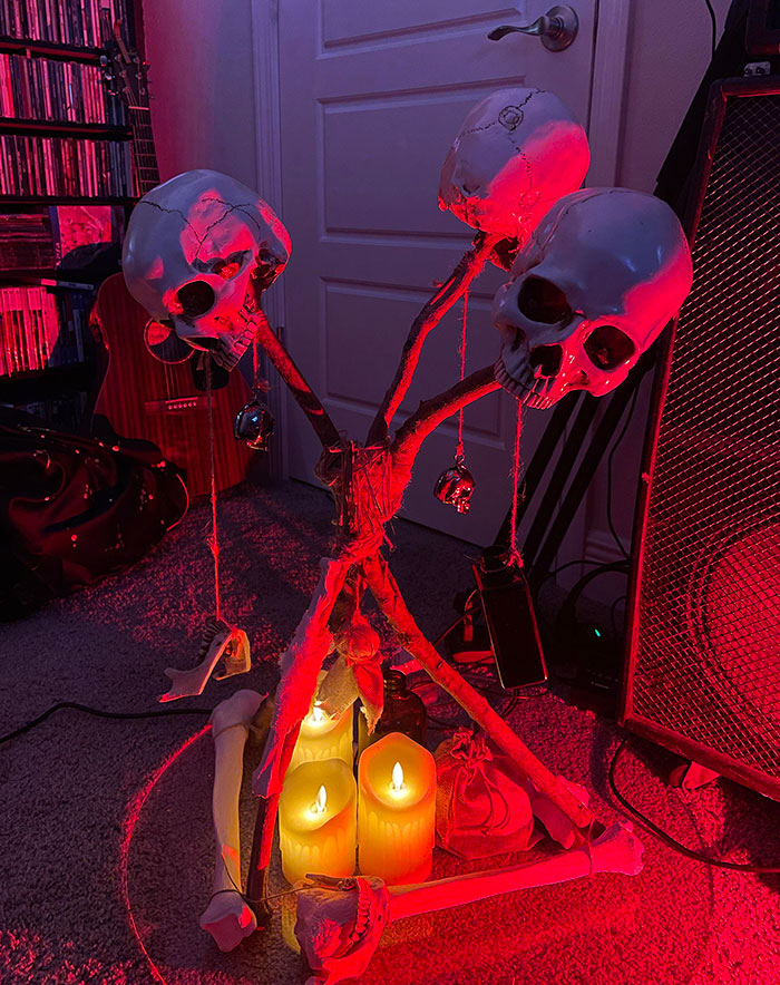 I Made My Own "Dead By Daylight" Hex Totem