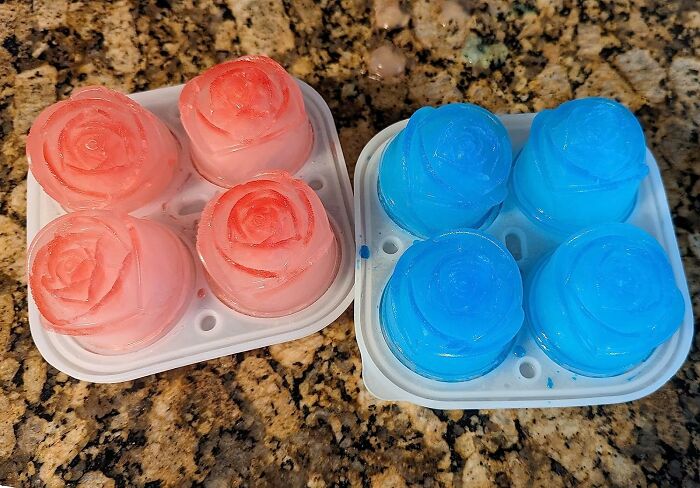 Craft Rose-Shaped Ice Cubes With These Stylish Molds