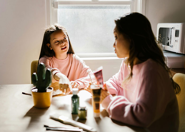Dad Tells Teen Daughter Not To Proceed With Job Interview After Realizing The &ldquo;Employer&rsquo;s&rdquo; Scheme