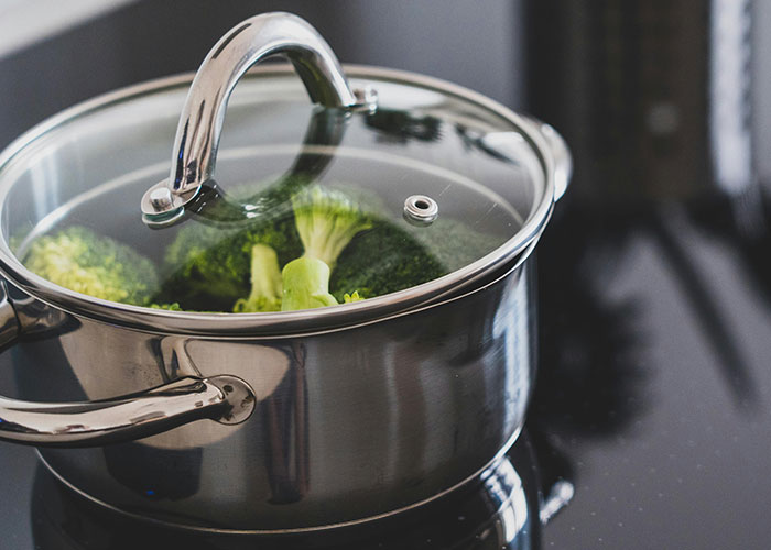 "Student Licked His Finger": 28 Things That Were Discovered By Accident And Ended Up Being Useful