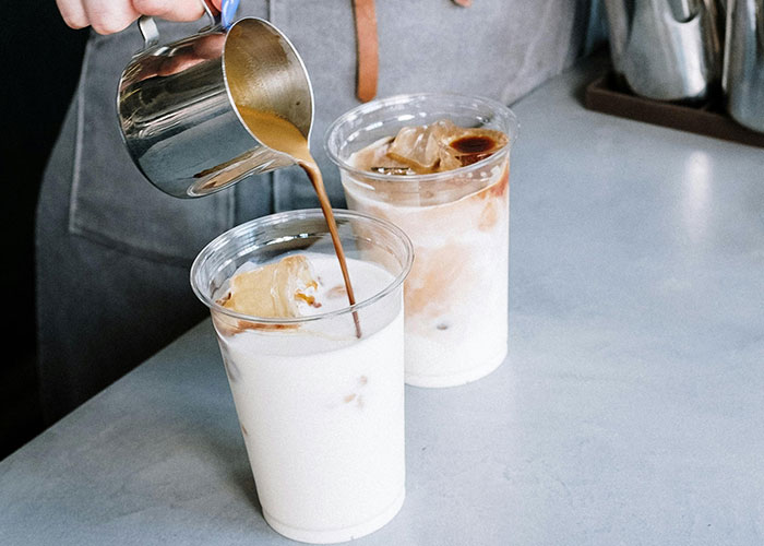 22 Empleados contando historias de algunos clientes ignorantes, tontos y frustrantes