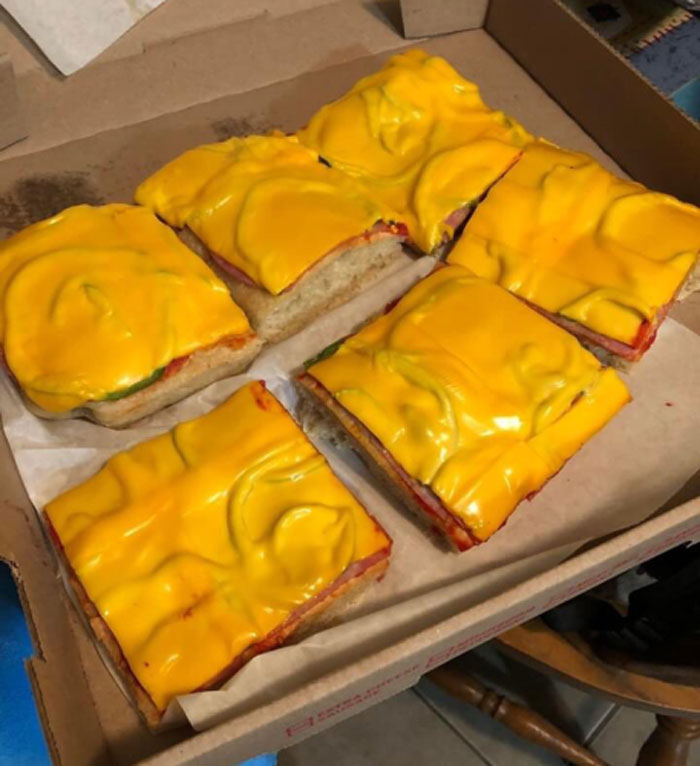 This Pizza We Ordered At A Restaurant In Altoona, Pennsylvania