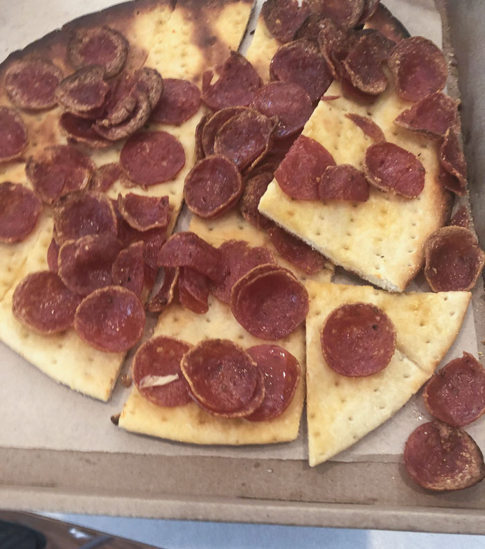 Red Robin Has Pizza Now, But When You Customize The Order, It Defaults To No Cheese And No Sauce. I Didn't Notice It Until I Got Home From Curbside Pickup