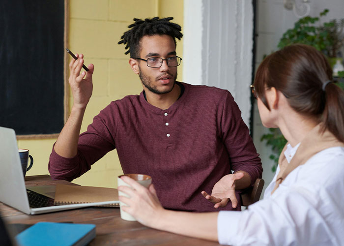 Toxic Boss Is Freaking Out After Employee He Harassed Stops Reacting To His Comments - 1