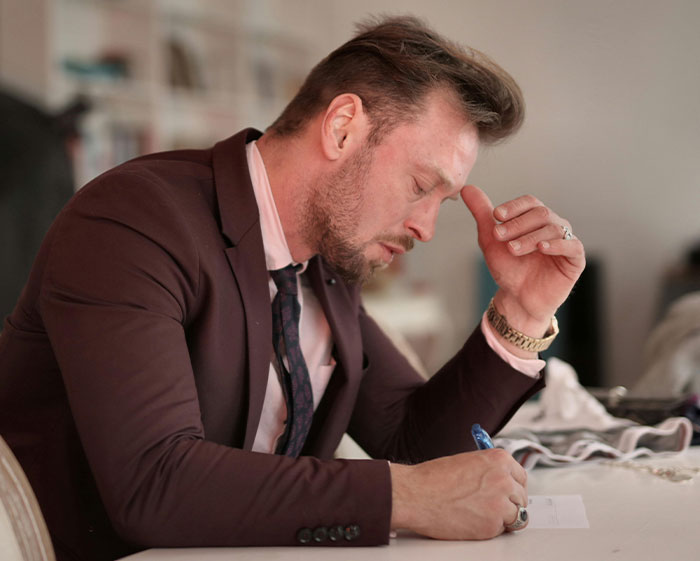 Room Goes Silent After Man Shocks Interviewers With Blunt Answer To 9-Month Resume Gap