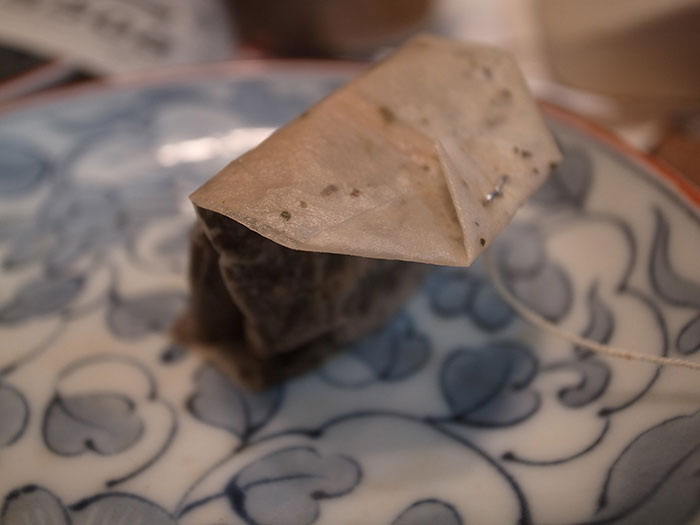 Someone Asks People To Share The Grossest Thing Their Partner Does, And 30 Don't Hold Back - 17