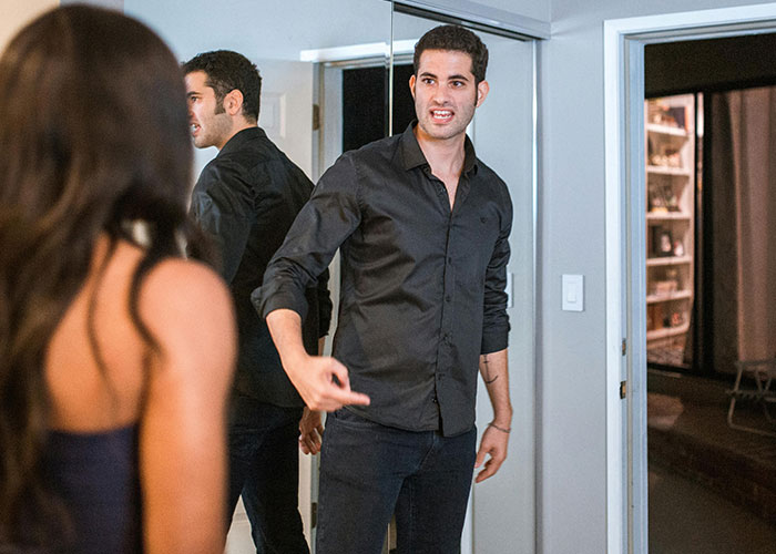 Guy Takes Drastic Measures After Attempts To Coerce GF Into Handing Over Her New PC Fail - 9