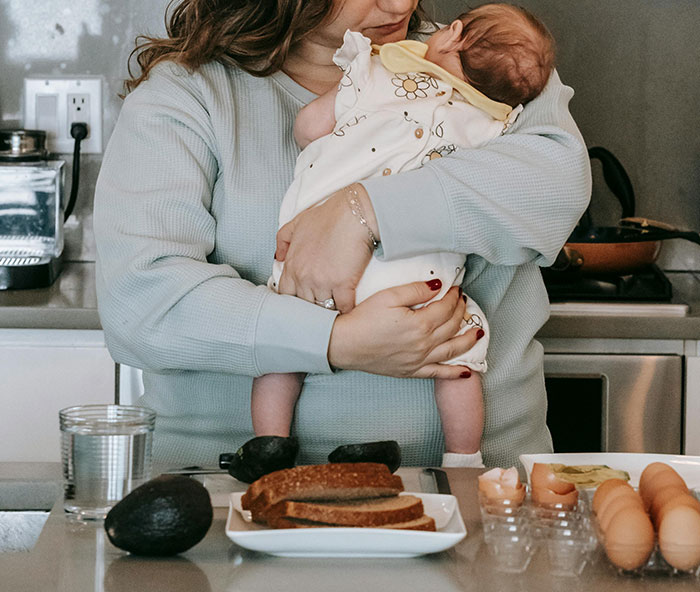 Man Spends A Week Taking Care Of Toddler And The Home, Grows Resentment For His SAH Wife Man Spends A Week Taking Care Of Toddler And The Home, Grows Resentment For His SAH Wife