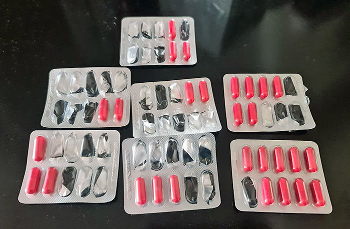 Creo que mi esposa es una sociópata. Así se toma sus pastillas