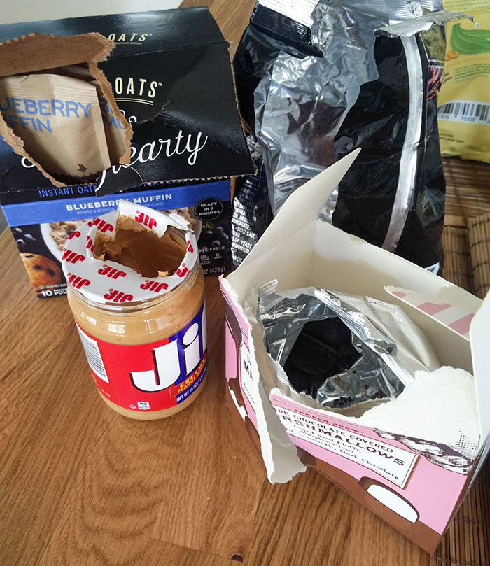 Así abre mi esposa las cosas