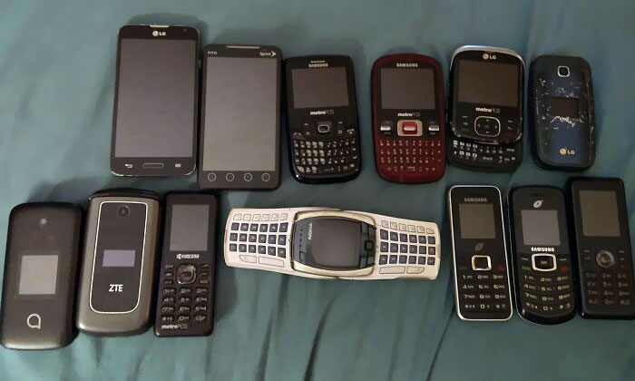 I Don't Throw Away My Old Phones. Starting To Get A Solid Collection