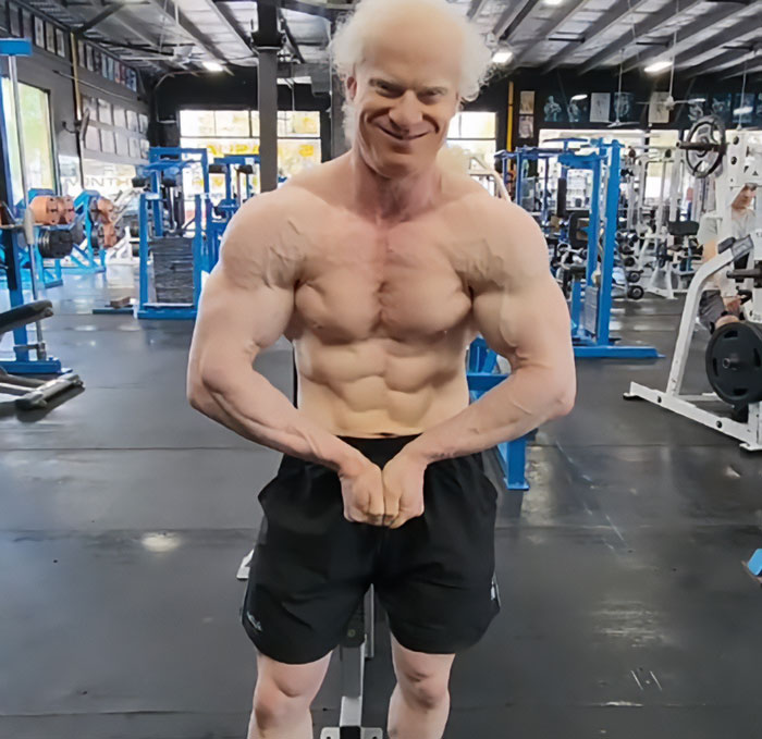 Blind, Albino Personal Trainer Shares Update After Being Forced To Quit Because Of &ldquo;Lack Of Clients&rdquo;