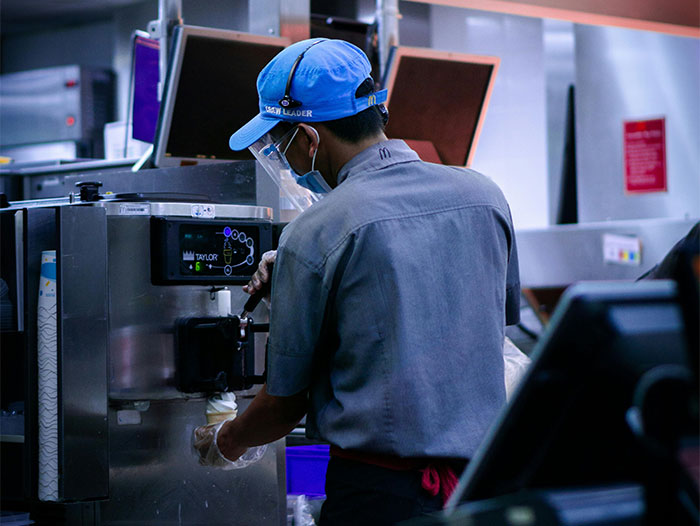 Fox News Host&rsquo;s &ldquo;Six Figures&rdquo; Wage Calculation Fail Goes Viral, Gets Roasted On X