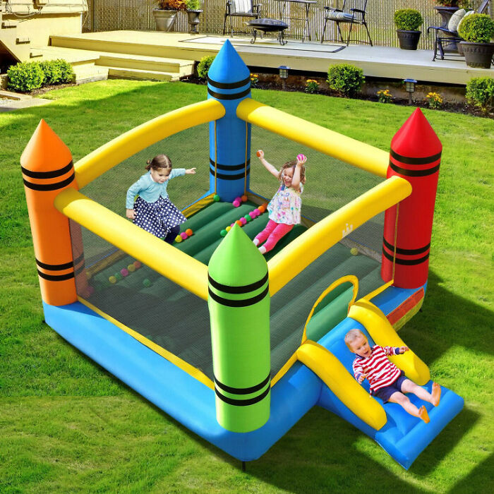 Ocean Ball Bonanza: Bounce House Bliss For Buoyant Little Spirits
