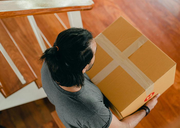 "Face Was So Red At The End": Landlord Regrets Messing With The Wrong Tenant "Face Was So Red At The End": Landlord Regrets Messing With The Wrong Tenant