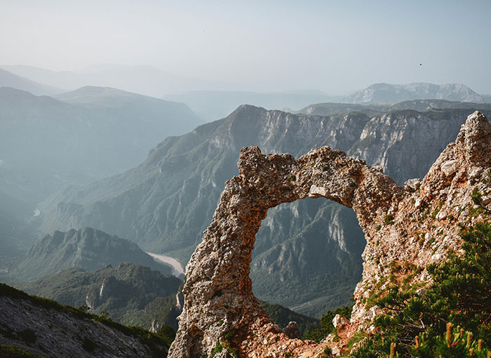 “Can’t Recommend It Enough”: 22 Travelers Share Unpopular Travel Destinations That Are Worth It