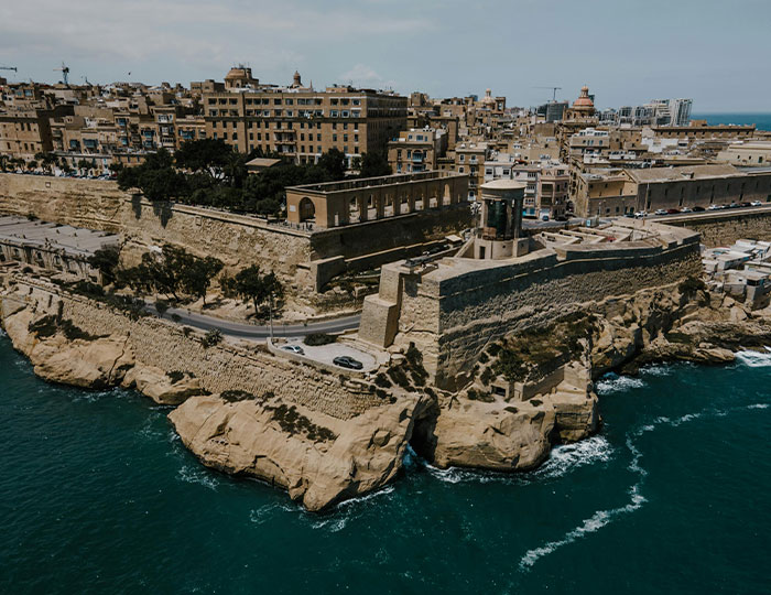 “Can’t Recommend It Enough”: 22 Travelers Share Unpopular Travel Destinations That Are Worth It