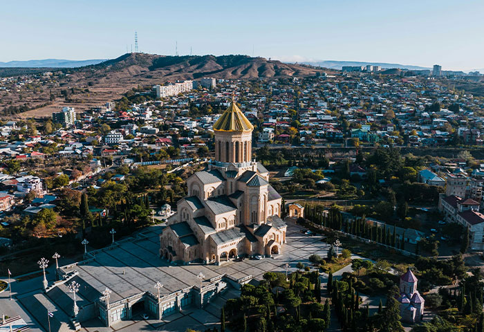 “Can’t Recommend It Enough”: 22 Travelers Share Unpopular Travel Destinations That Are Worth It