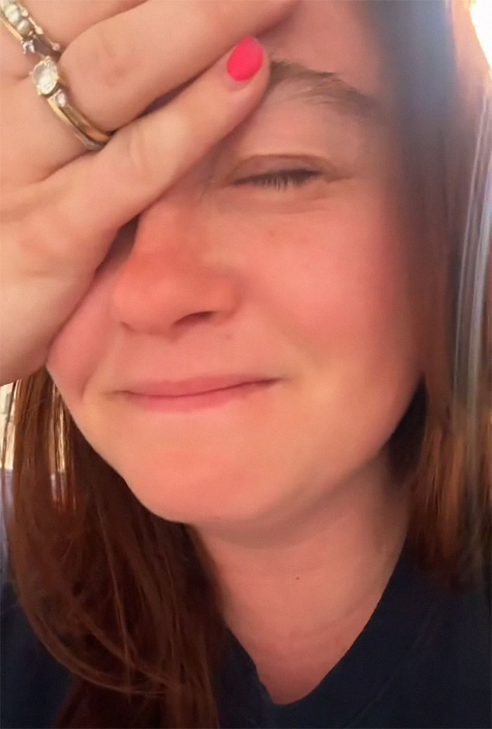 “[I Have To] Get A New Identity”: Mom Invites Nearly 500 Guests Instead Of 50 For Daughter’s B’Day - 1