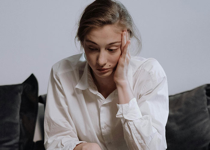 People Share How They Realized They’re Not That Young Anymore (39 Answers) - 4