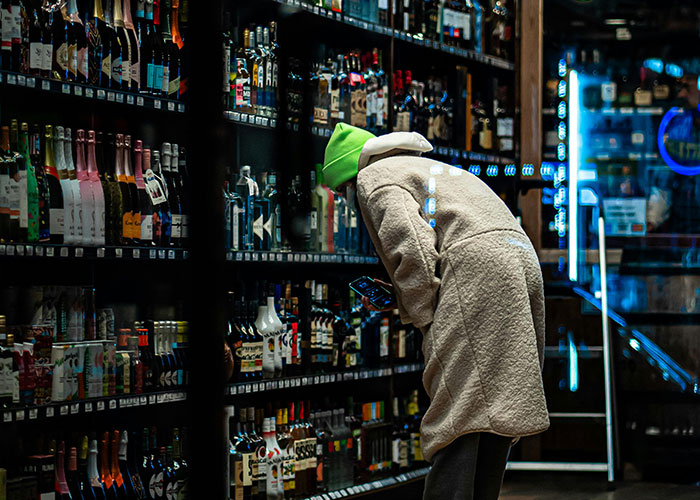 People Share How They Realized They’re Not That Young Anymore (39 Answers) - 24