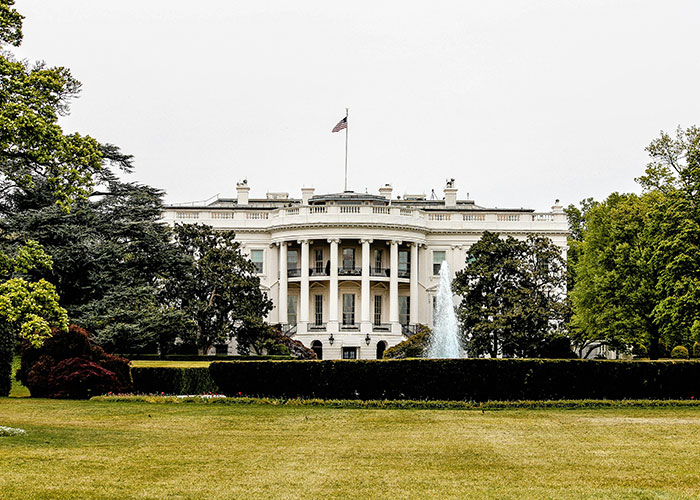 People Share How They Realized They’re Not That Young Anymore (39 Answers) - 32