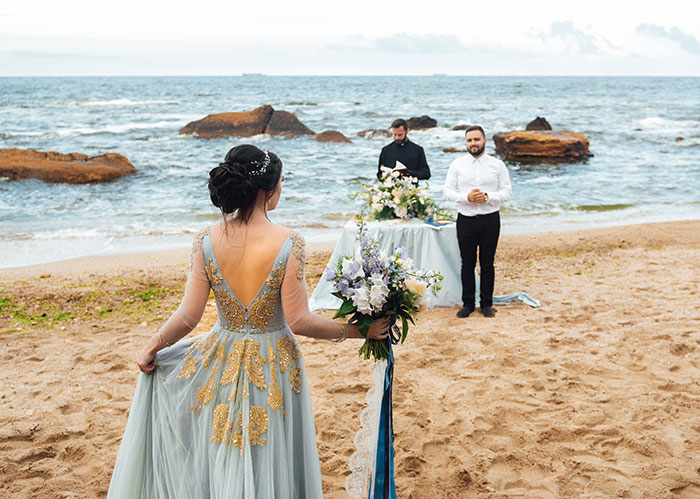 Mom Wears White To Son's Wedding, People Call Her Out