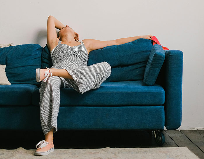 Man Confused After Neighbor Demands He Stop Peeping At Her Daughter, Learns Of His Wife’s Lies - 6