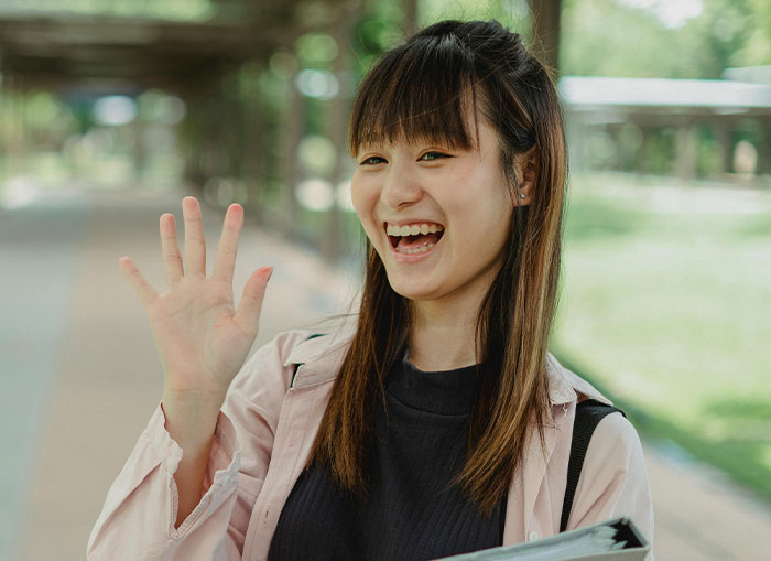 Man Confused After Neighbor Demands He Stop Peeping At Her Daughter, Learns Of His Wife’s Lies - 9