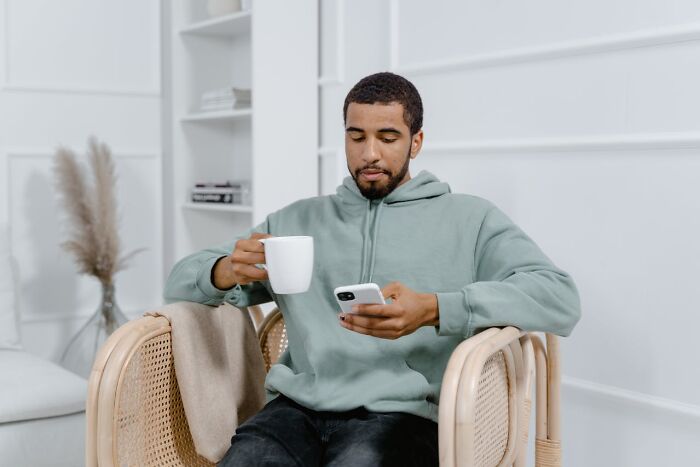 "It Makes Us Feel Like Creeps": 25 Men Share Their Issues With Modern Dating