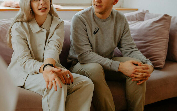 "He Rarely Brushed His Teeth": 30 Women Share Unusual Reasons They Broke Up With Their Partner