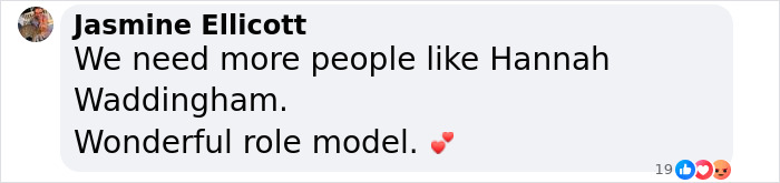 Hannah Waddingham Shuts Down "Misogynistic" Photographer Who Asked Her To "Show Leg" Hannah Waddingham Shuts Down "Misogynistic" Photographer Who Asked Her To "Show Leg"