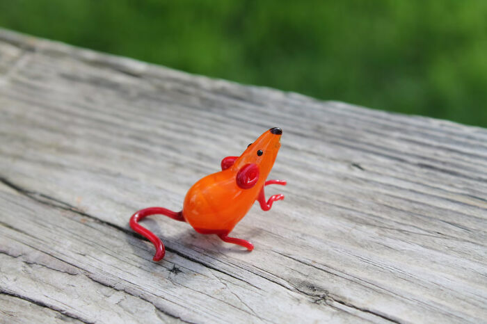 I Made Glass Rat Figurines In Rainbow Colors (12 Pics)