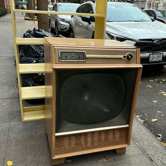 Vintageeeeee! 89 East End And York