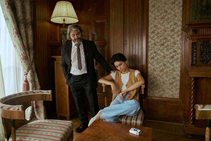 “[Am I The Jerk] For Refusing To Support My Sister After Dad Told Her He Regrets Being Her Dad?” - 16