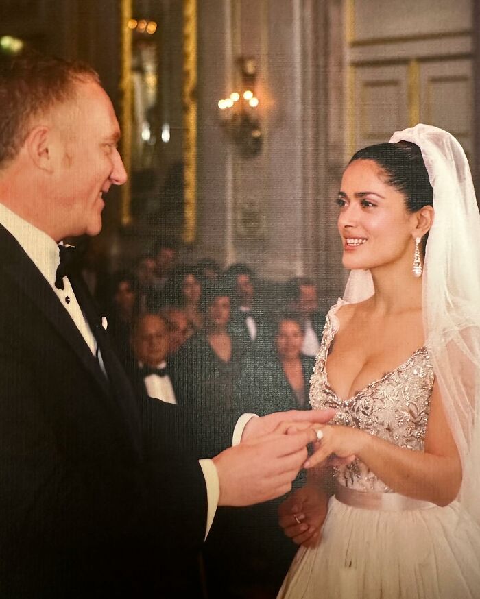 Salma Hayek, Who Rejected Husband&rsquo;s Proposal Twice, Marks 15th Anniversary With Rare Wedding Pics