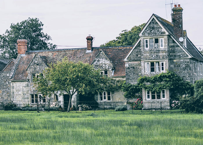 Skeletons In The Closet: 30 Wild Family Secrets That Shook Generations