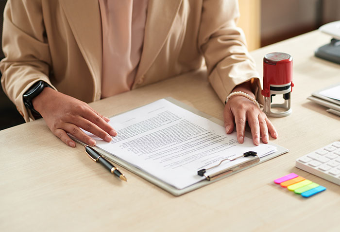 “Gold Digger” Keeps Facing In-Laws’ Hate, Loses Patience And Shuts Them Up For Good - 12