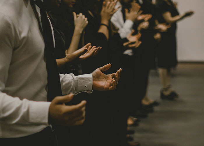 “I Sadly Thought This Was Normal Behavior For A Long Time”: 30 Signs That Somebody Is Not Okay - 10