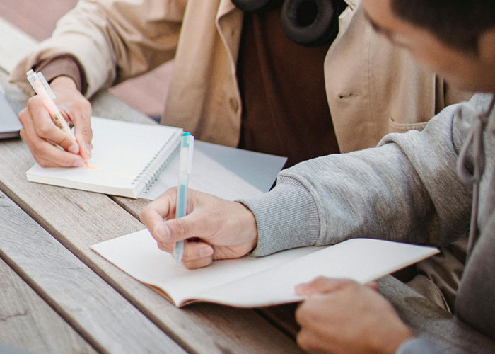 “Marking Those Papers Broke Me”: 40 Times Students Stunned Their Teachers With Their Stupidity - 33